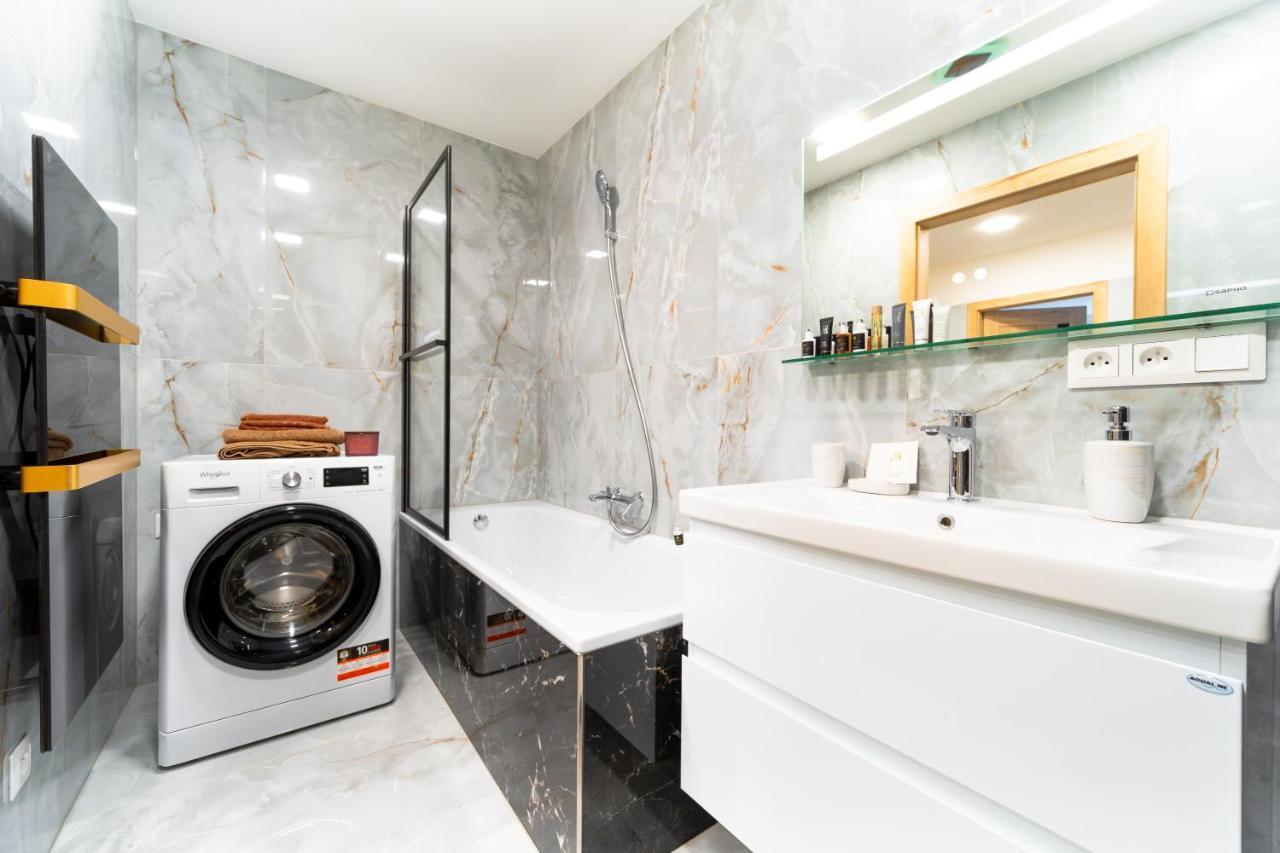 Kysucke Nove Mesto Apartman Discreet מראה חיצוני תמונה